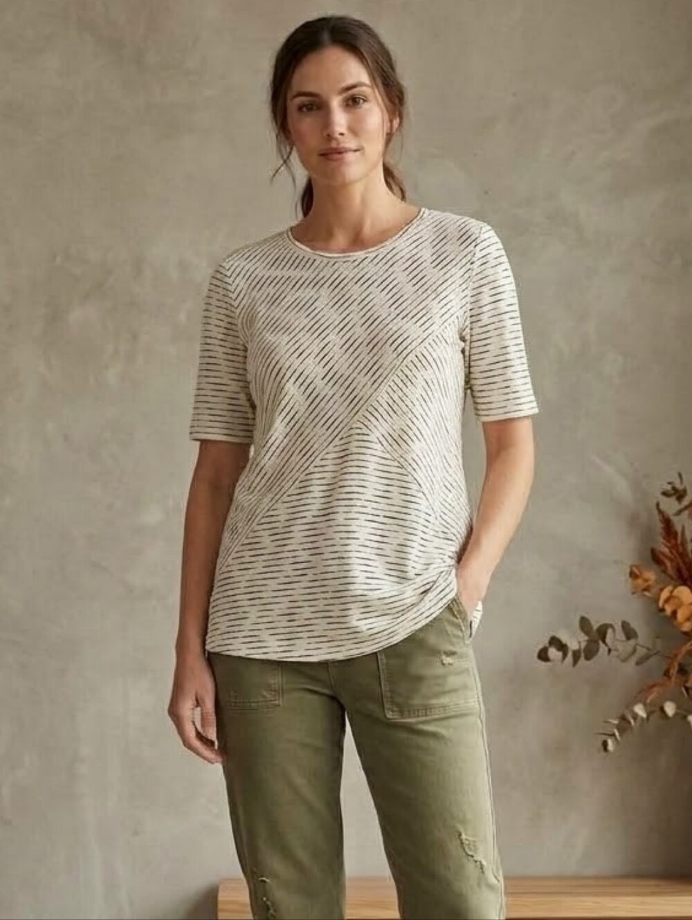 Habitat NWT Women's Size Small Cream Black Stripe 100% Cotton 3/4 Sleeves Top